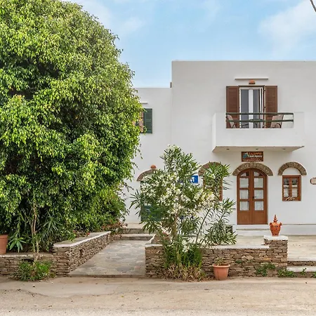 Cyclades 4 * Platis Gialos (Sifnos)